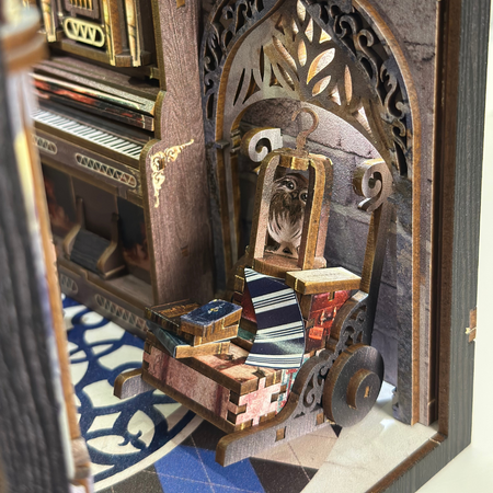 DIY Book Nook Vánoční sada - Škola kouzel Cutebee