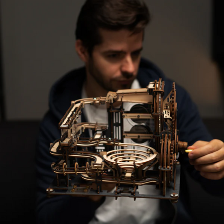 Dřevěná bublinková dráha Puzzle 3D - Mramorové noční město Robotime