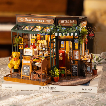 Tipsy Bar Restaurant – Mini domeček 3D | Rolife