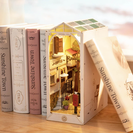 DIY Book Nook - Sluneční město | Robotime