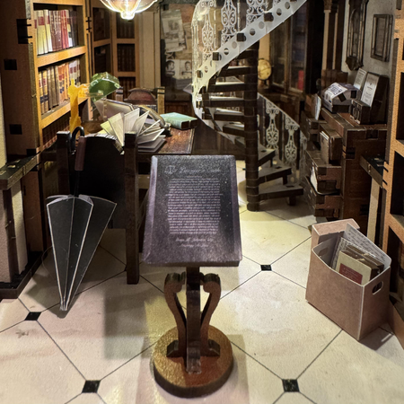 DIY Book Nook - Právnická knihovna Law Library | MiniCity