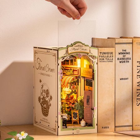 DIY Book Nook - Floral Corner | Rolife