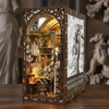 DIY Book Nook – Sochařský ateliér