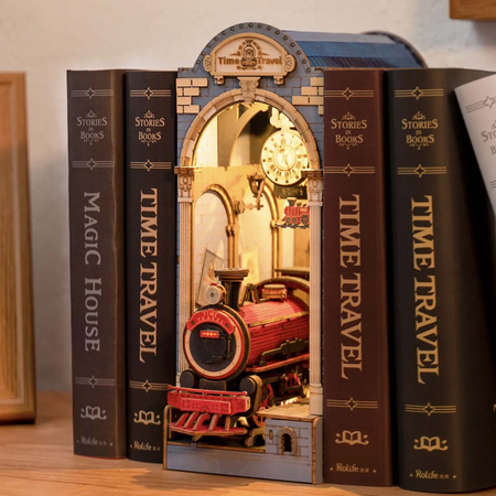 DIY Book Nook - Cestování časem | Rolife