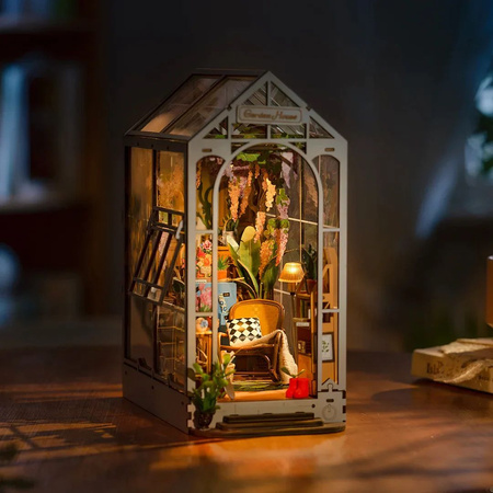 DIY Book Nook - Winter Garden | Rolife