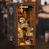 DIY Book Nook - Beyond Library | Miniaturní dům