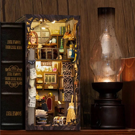 DIY Book Nook - Magic Pharmacist | Cutebee
