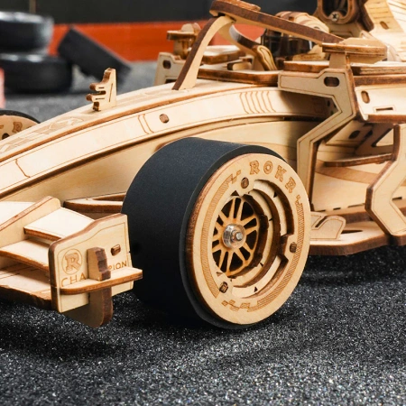 Dřevěná sada Puzzle 3D - závodní auto F1 | ROKR dřevěné puzzle dárek