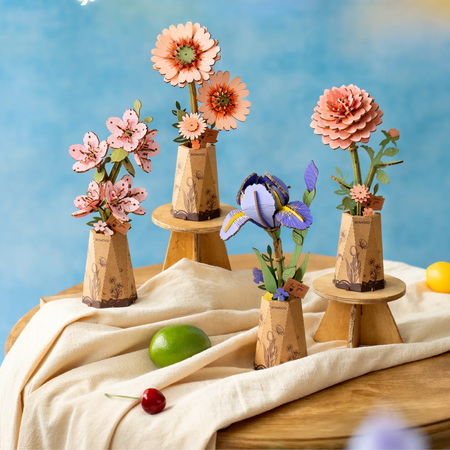Pink Dahlia – 3D puzzle Robotime, dřevěná jiřinka ve váze