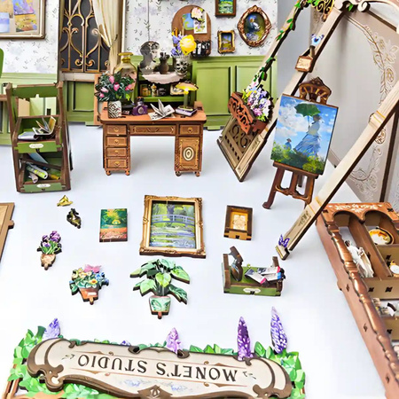 DIY Book Nook - Monet's Studio