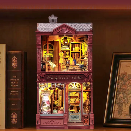 Marguerite Tailor CuteBee DIY Book Nook – 3D puzzle Dárek