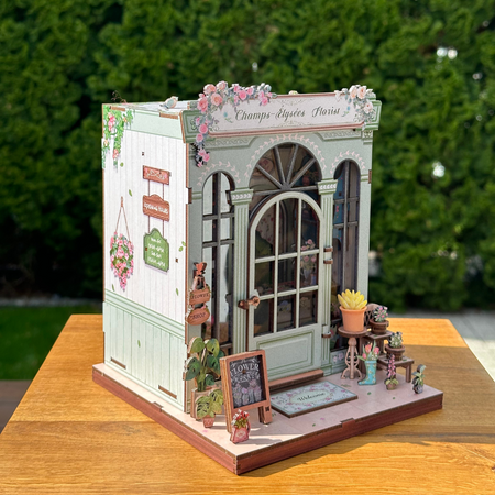 DIY Book Nook - Champs-Élysées Florist | Cutebee