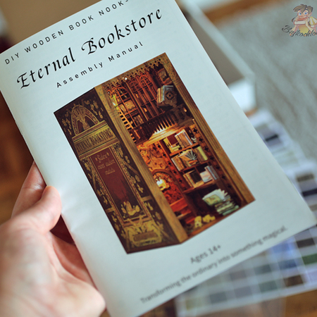DIY Book Nook Vánoční sada - Věčné knihkupectví | Cutebee Miniaturní domeček