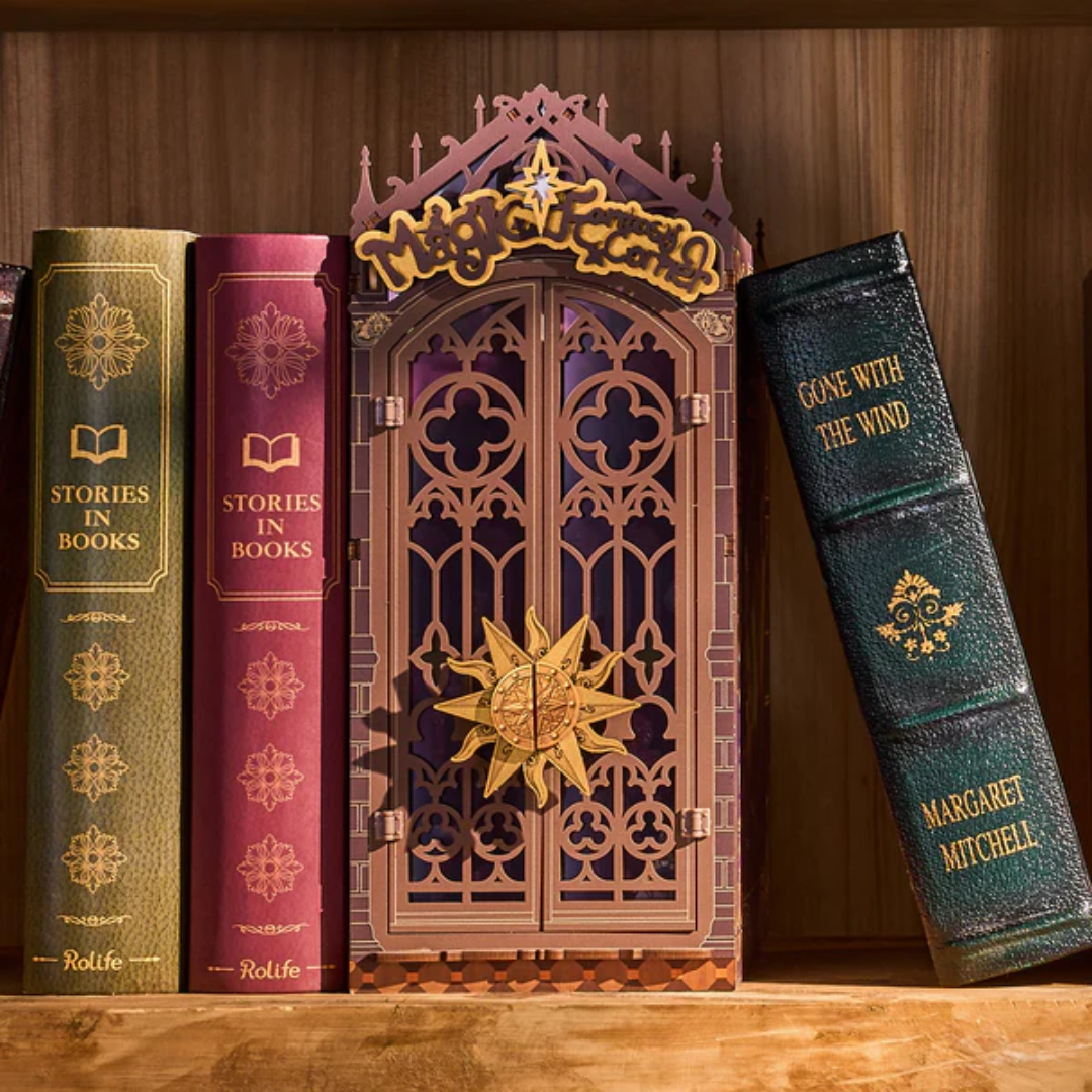 DIY Book Nook - Magic Fantasy Corner | Rolife – nápad na dárek