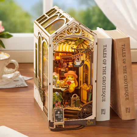 DIY Book Nook - Holiday Cafe | Rolife