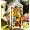 DIY Book Nook - Winter Garden | Rolife