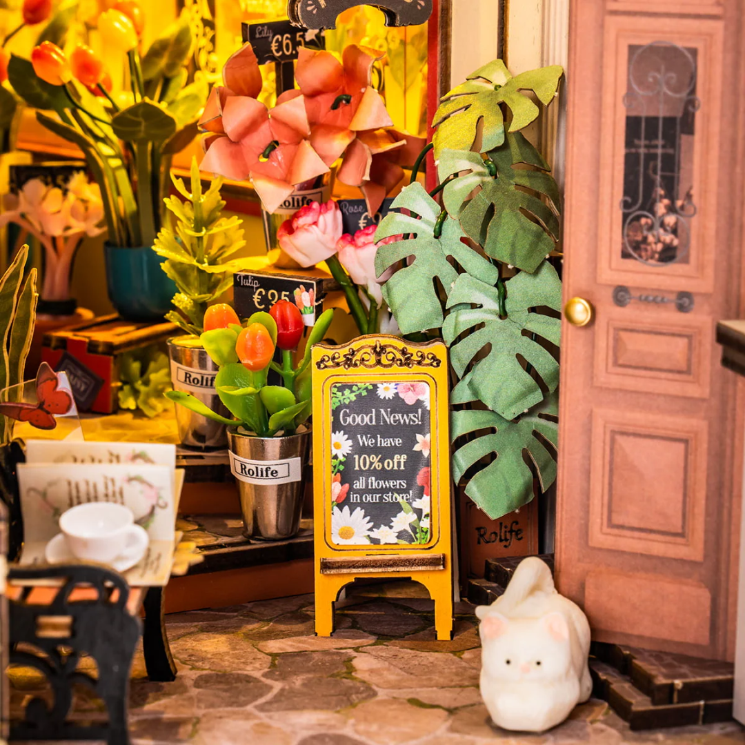 Detaily, které objevujete postupně – DIY Book Nook - Floral Corner | Rolife