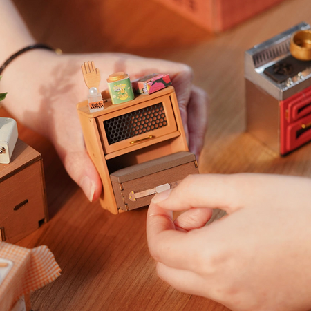 3D mini dům - útulná kuchyně a obývací pokoj