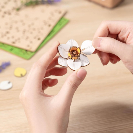 Kytice narcisů – 3D puzzle Rowood, dřevěná, neuvadne